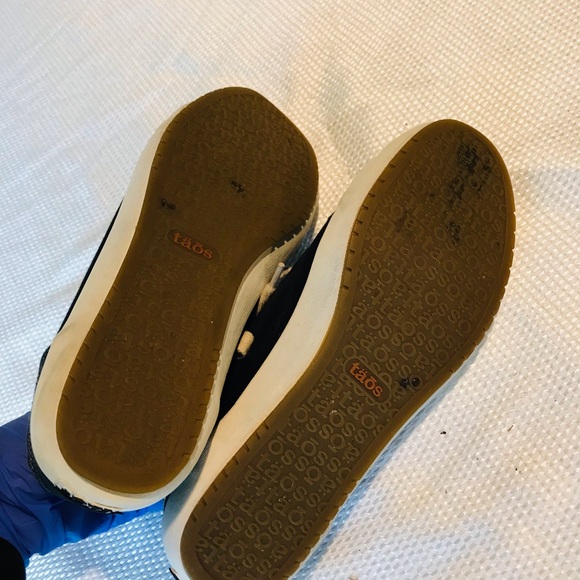 Taos navy blue Canvas Sneakers with White Laces - Picture 7 of 9